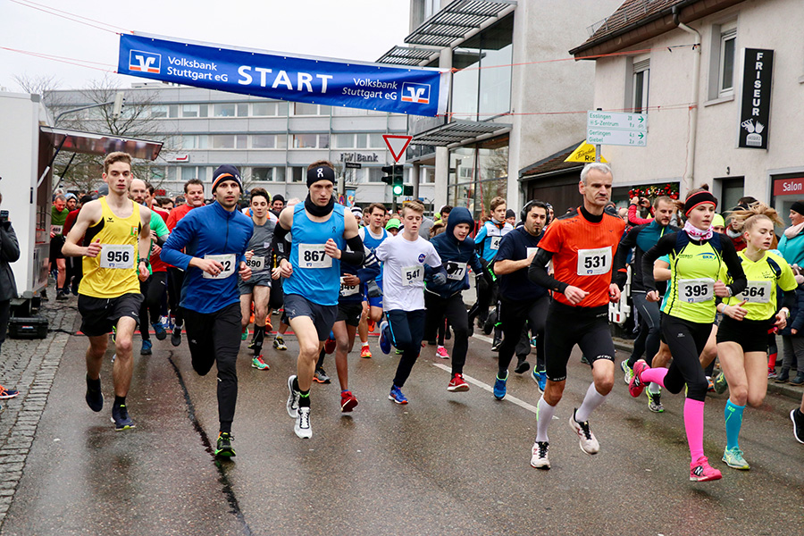 Silvesterlauf 2018 - Start des Hörnleshasenlauf über 5,5 km