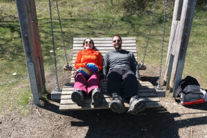 Wandern auf dem Dreifürstensteig bei Mössingen mit Meindl-Schuhen -  Schaukelpausen inkl.!